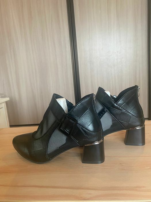 Сапоги женские новые