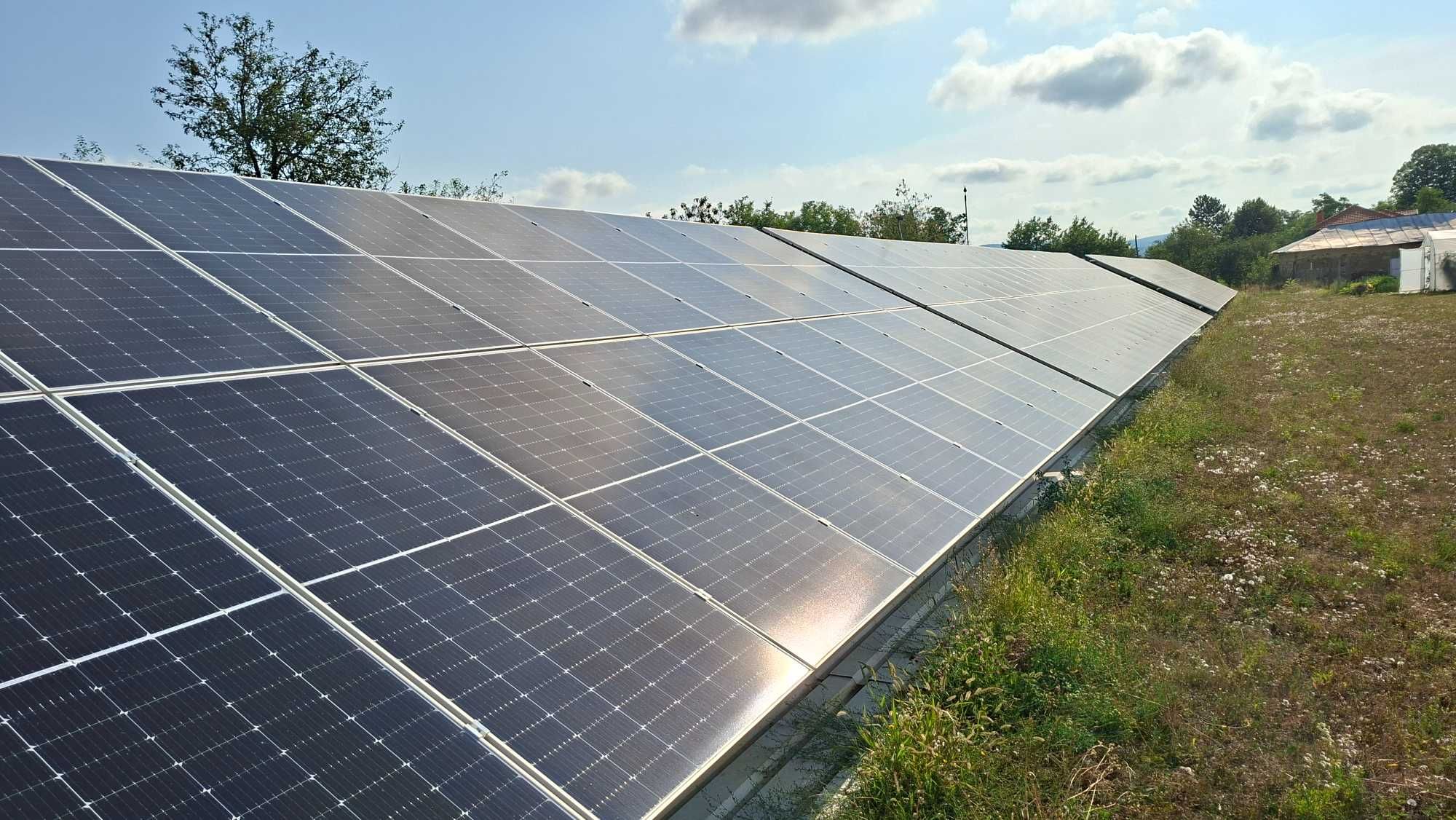 2 имота с 4 ФЕЦ по 30 kW
