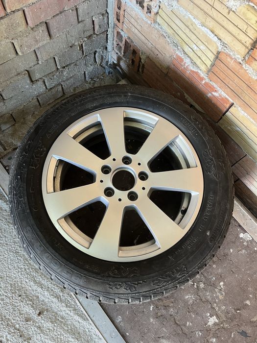 Зимни гуми с джанти за Мерцедес