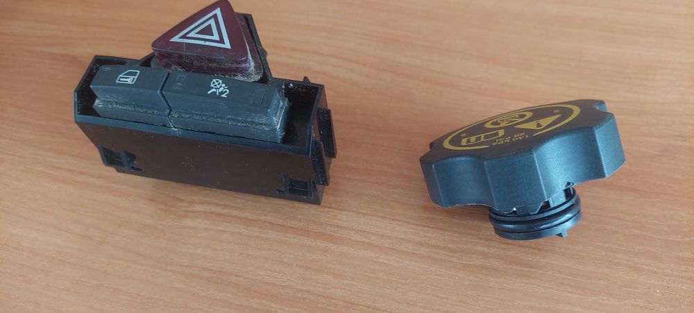 Opel Corsa волан,радио с USB/BT,адаптори, ключ светлини