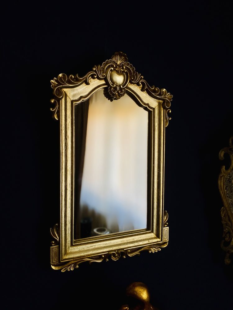 Oglinda aurie eleganta de masa sau de perete clasic baroc chic