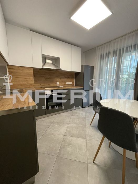 Дава се под наем Тристаен апартамент в Варна, Център - 70 кв.м за 765 € - Снимка #5