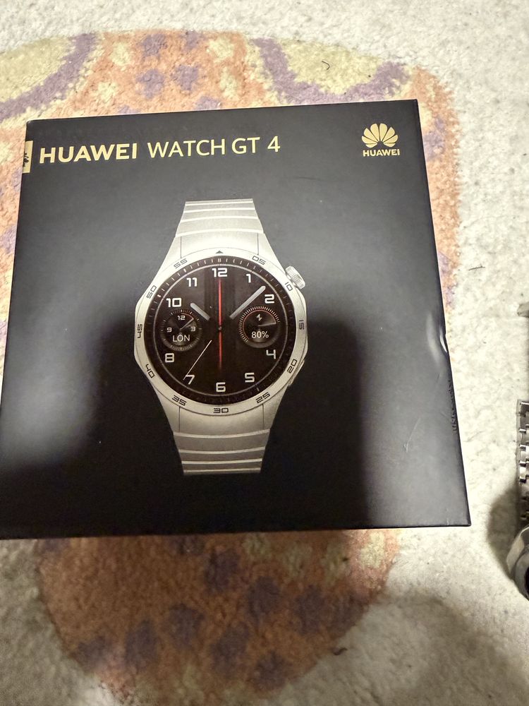 Продавам часовник Huawei Wacth GT4