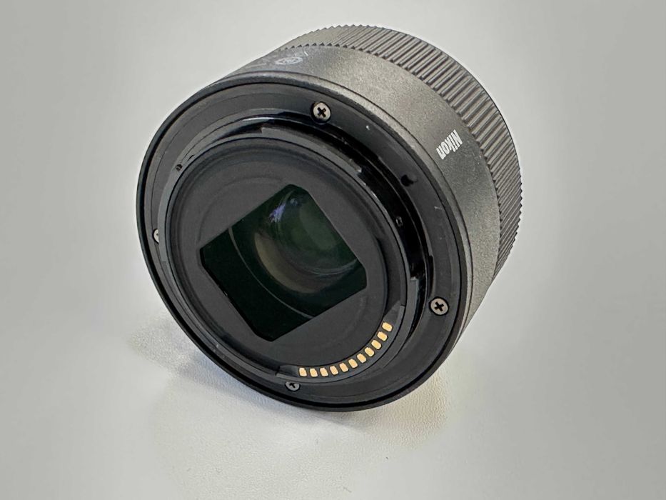 Nikon Nikkor Z 40mm f/2 Full Frame обектив за Nikon Z фотоапарати