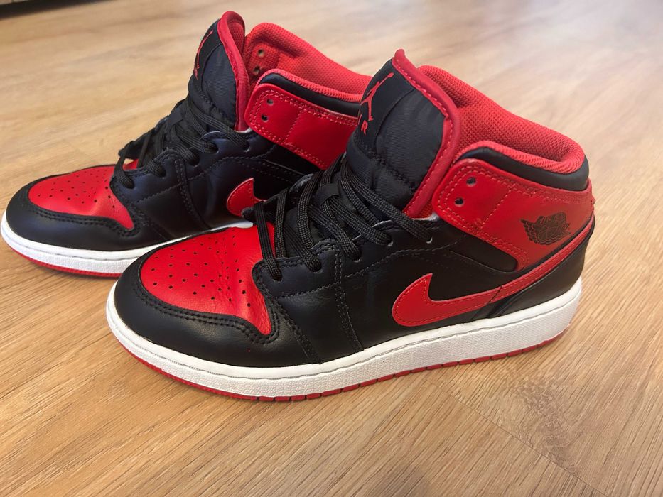 Sneakers Nike AIR JORDAN 1 MID