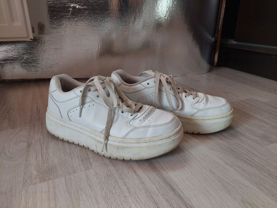 Pantofi piele numărul 39