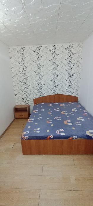 Închiriez apartament