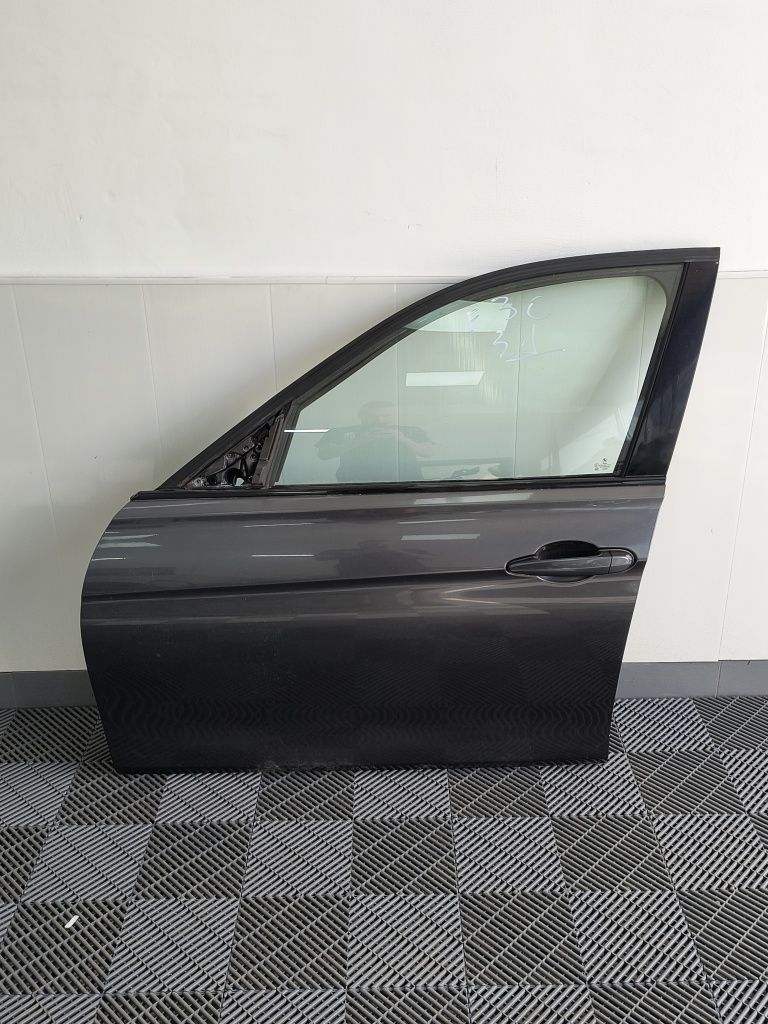 Предна лява врата BMW F30 F31