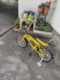 Vând bicicleta pentru copii