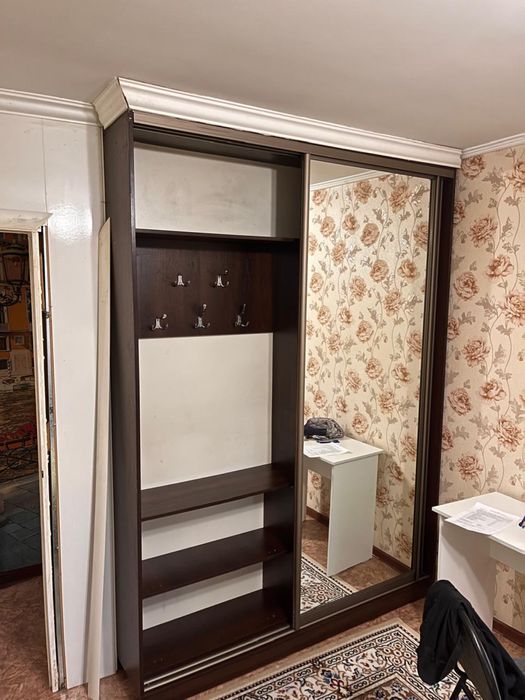 шкаф купе почти новый