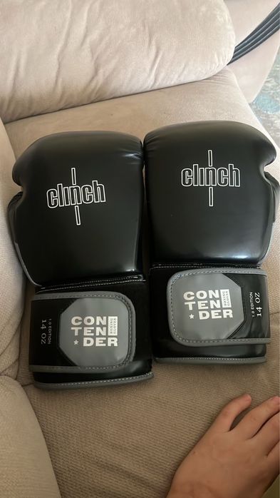 Боксерские перчатки Clinch Contender 14 oz