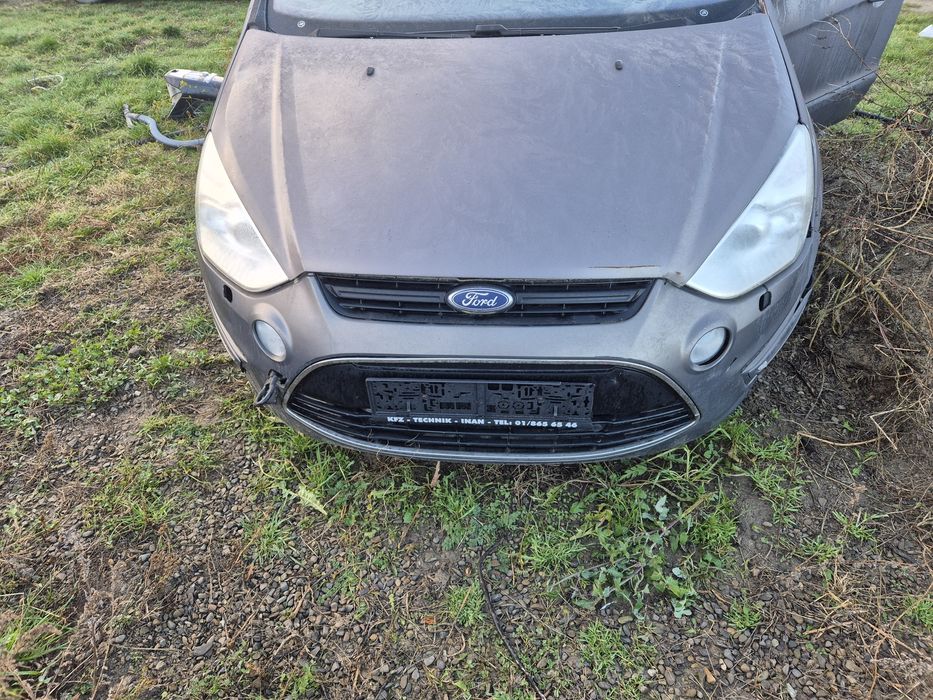 Vând Ford S-max 2012