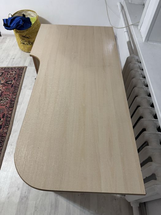 Продам стол компьютерный, школьный