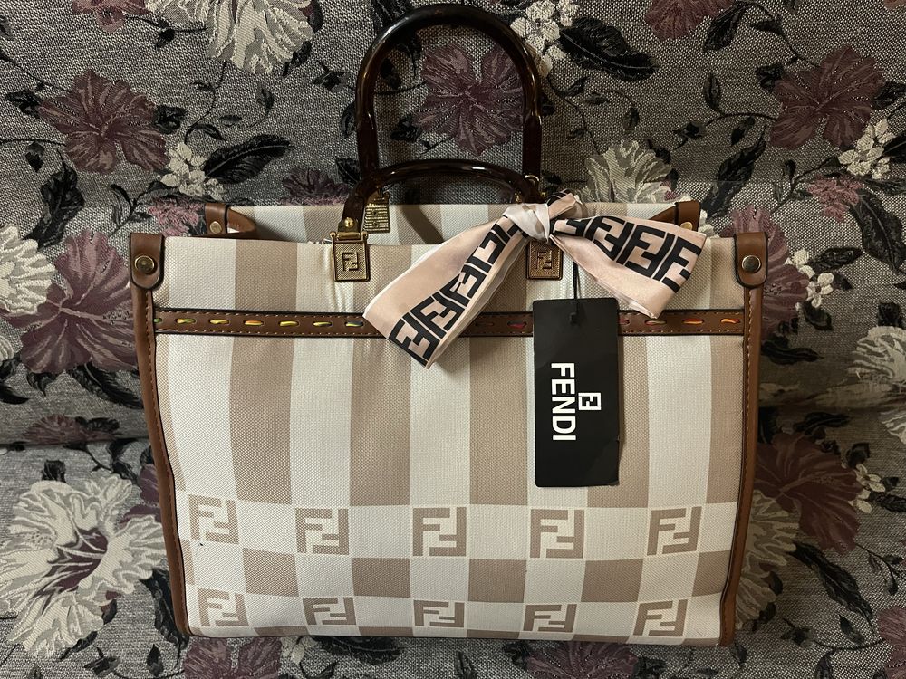 Дамска чанта Fendi
