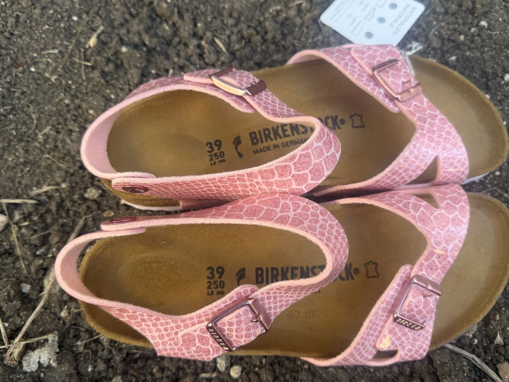Birkenstock чисто нови сандали 39 номер