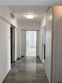 Proprietar. Apartament 2 camere decomandat. Ghencea, 13 septembrie.