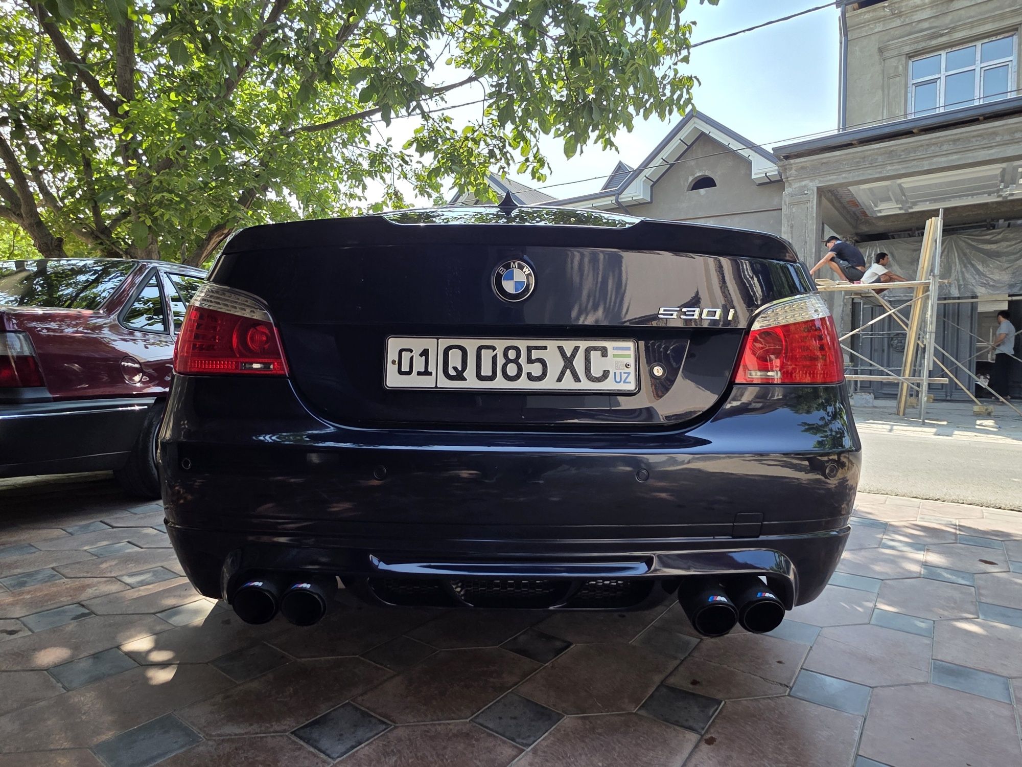 Bmw e60 530i 2004 года идеал состояние  без вложения
