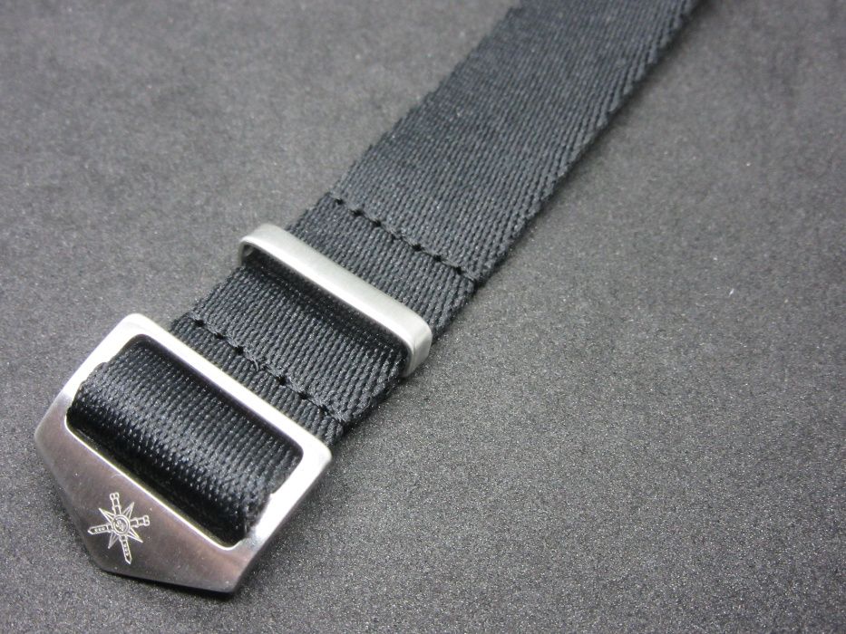 Curea ceas tip NATO SEAL 20 22 mm seatbelt