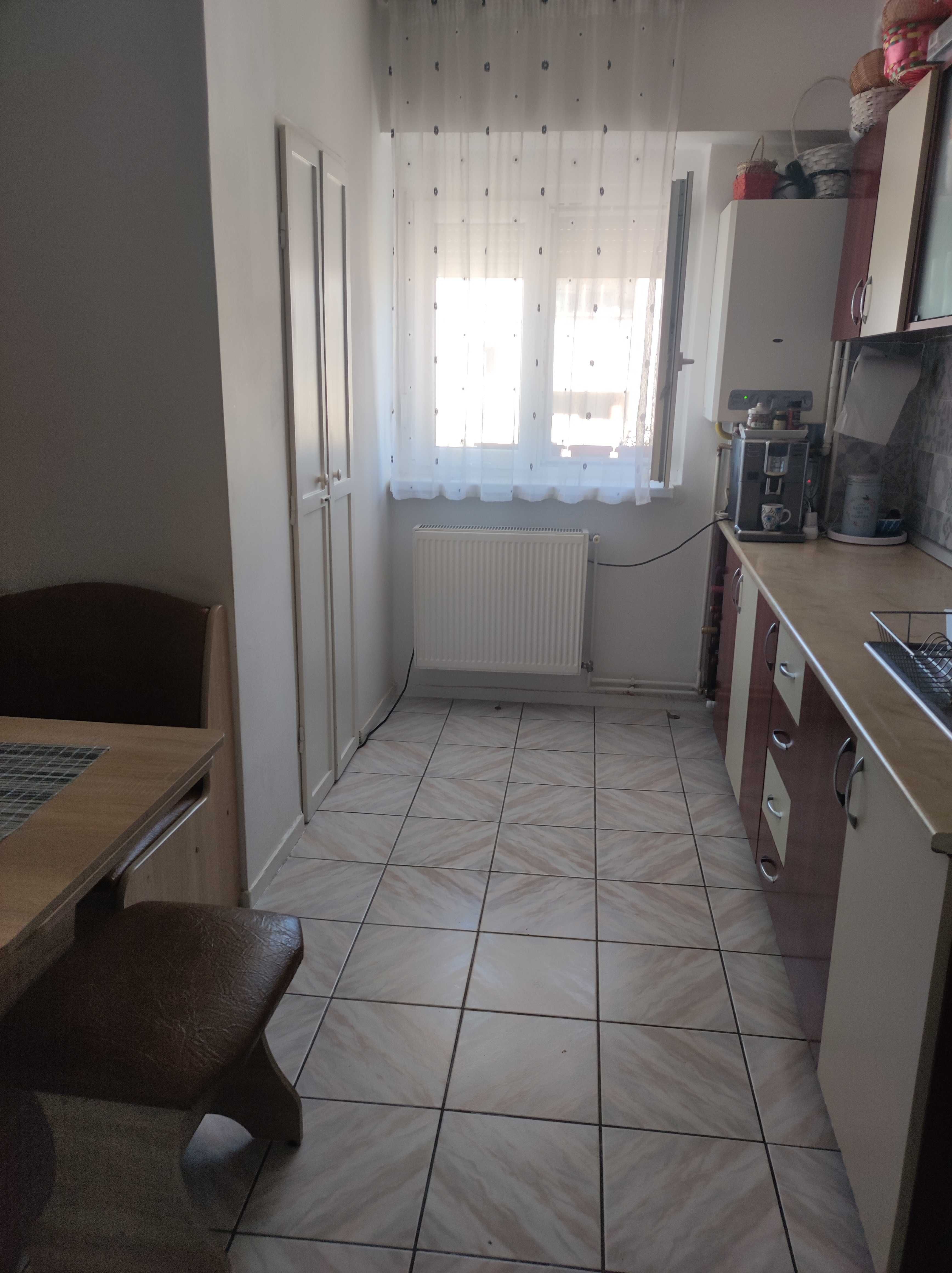 Apartament 3 camere