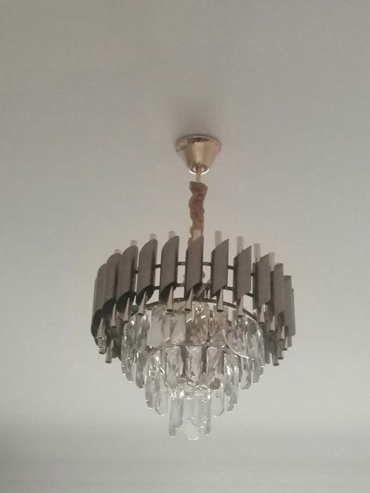 Люстры новые 2 штуки!