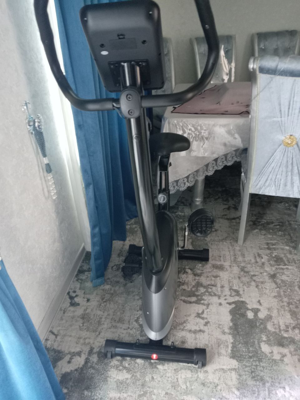 Velo trenajyor, вело тренажёрни
