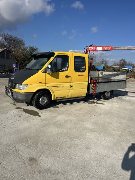 Mercedes  Sprinter cu macara Doka