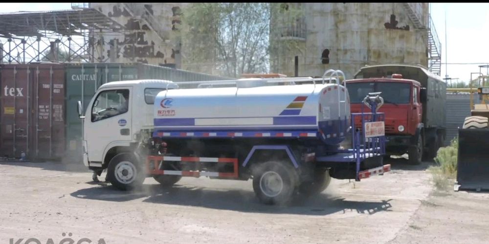 Водавоз услуги питьевая водовоз доставка горячей воды  городу бассейн