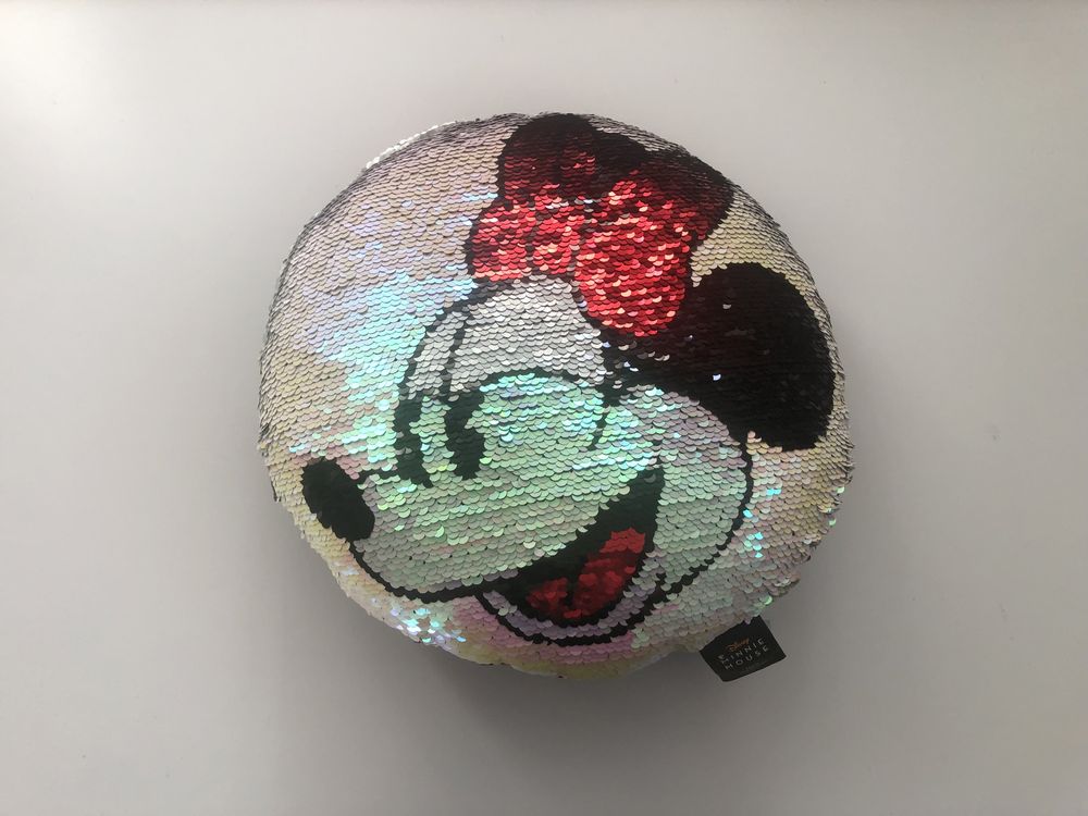 Pernuță Minnie Mouse cu paiete reversibile