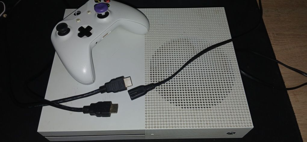 Xbox one S cu controller+kontrolfreek Și Call of Duty Black ops 3