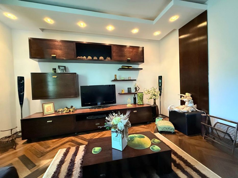 Apartament 2 camere mobilat, zonă excelenta