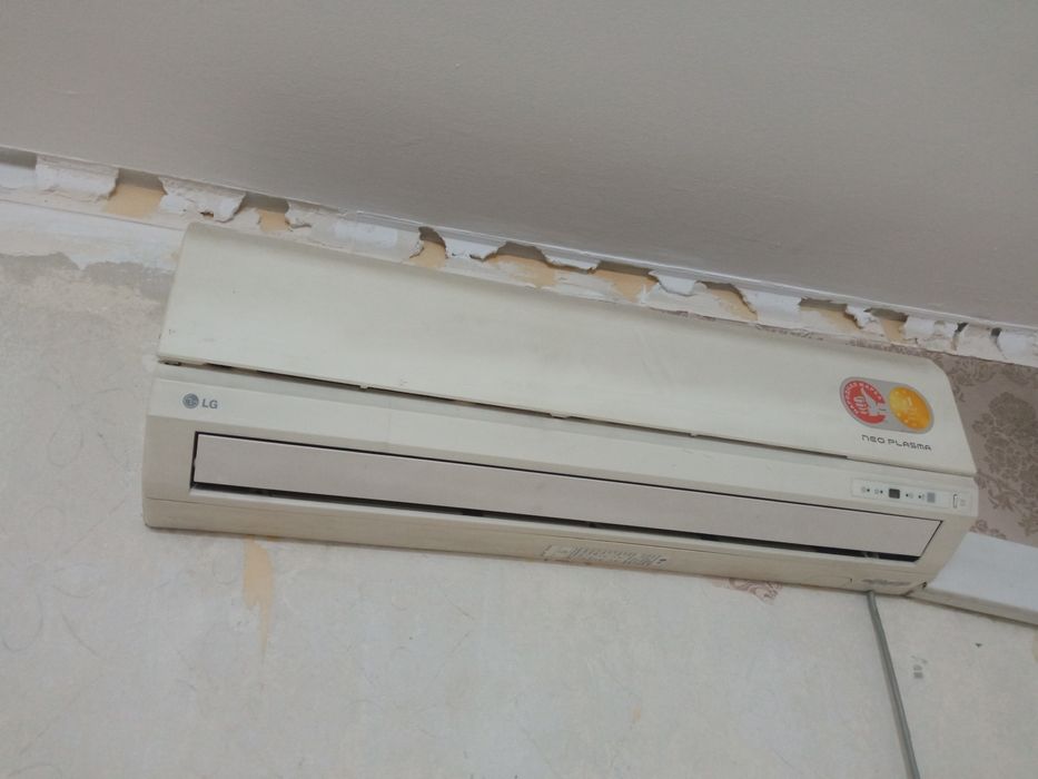 Продам кондиционер наражнии и внутри блок