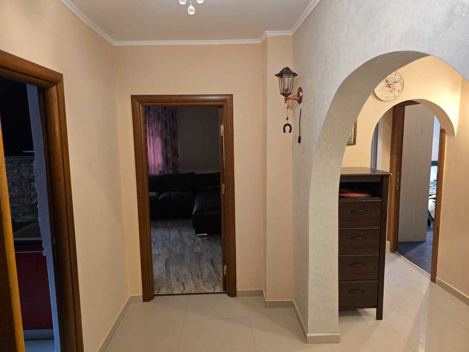 Proprietar, Închiriez apartament 4 camere Spătarul Preda!