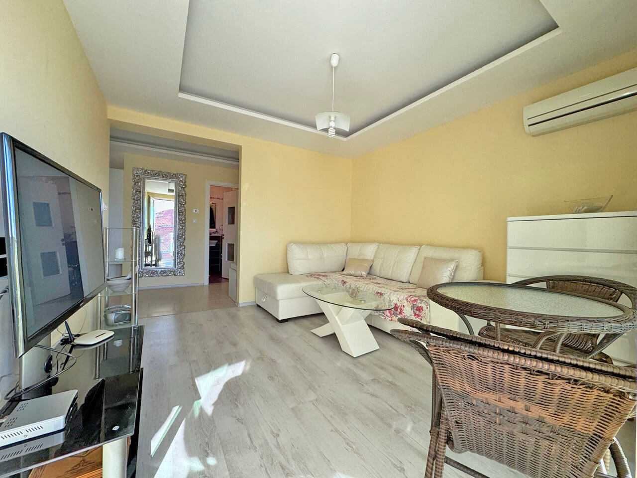 Продава се Тристаен апартамент в с. Равда, Област Бургас - 70 кв.м за 1643 €/кв.м - Снимка #1