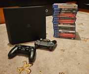 PS4 Slim 1TB + 2 controllere + 18 jocuri