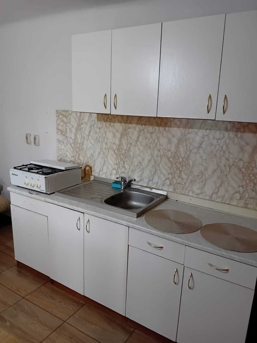 Inchiriez casa in TOMESTI