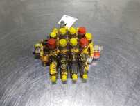 distribuitor hidraulic miniexcavator komatsu pc30mr-5 ult-013821