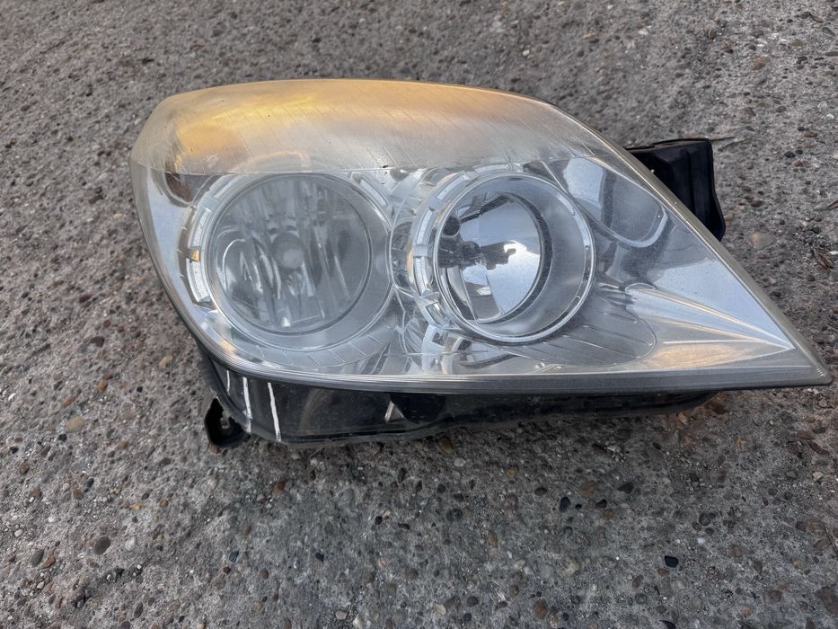 Vand faruri Opel astra H
