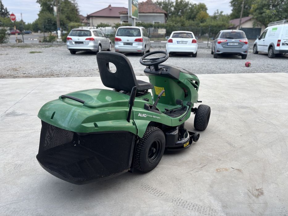 Тракторна косачка АЛКО 17.5hp  Briggs