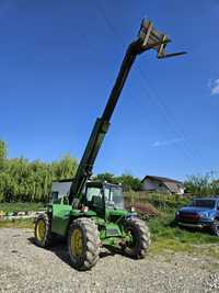 Incarcator telescopic John Deere 4500