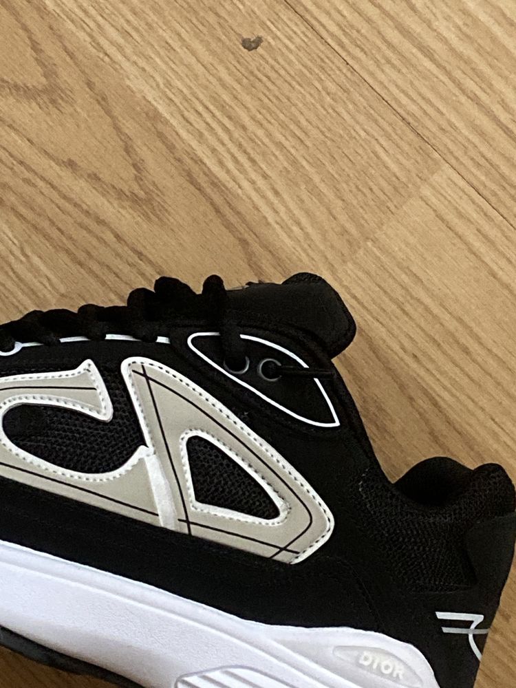 Adidasi dior b22