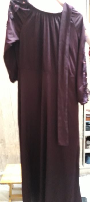 Платья фиолетовая