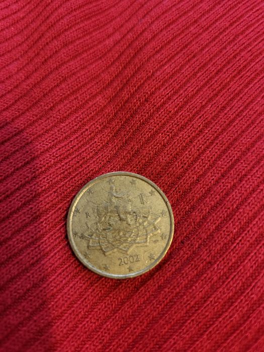 Monedă forate rară