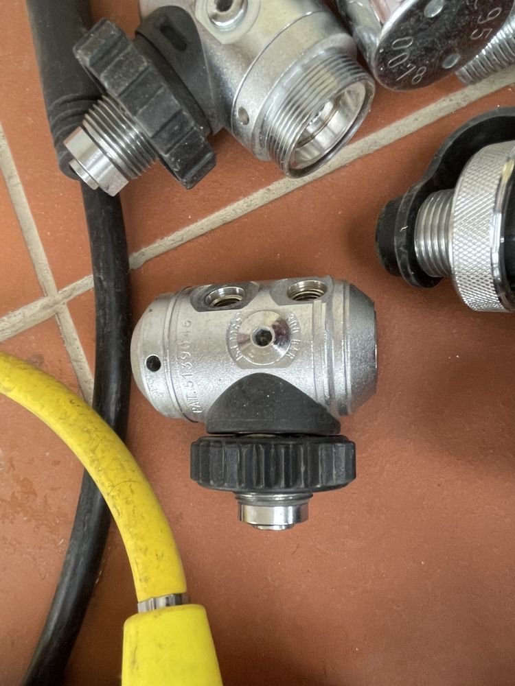 Accesorii scufundari ( Scuba )