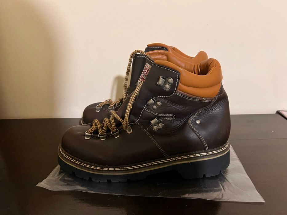 Кожени туристически обувки