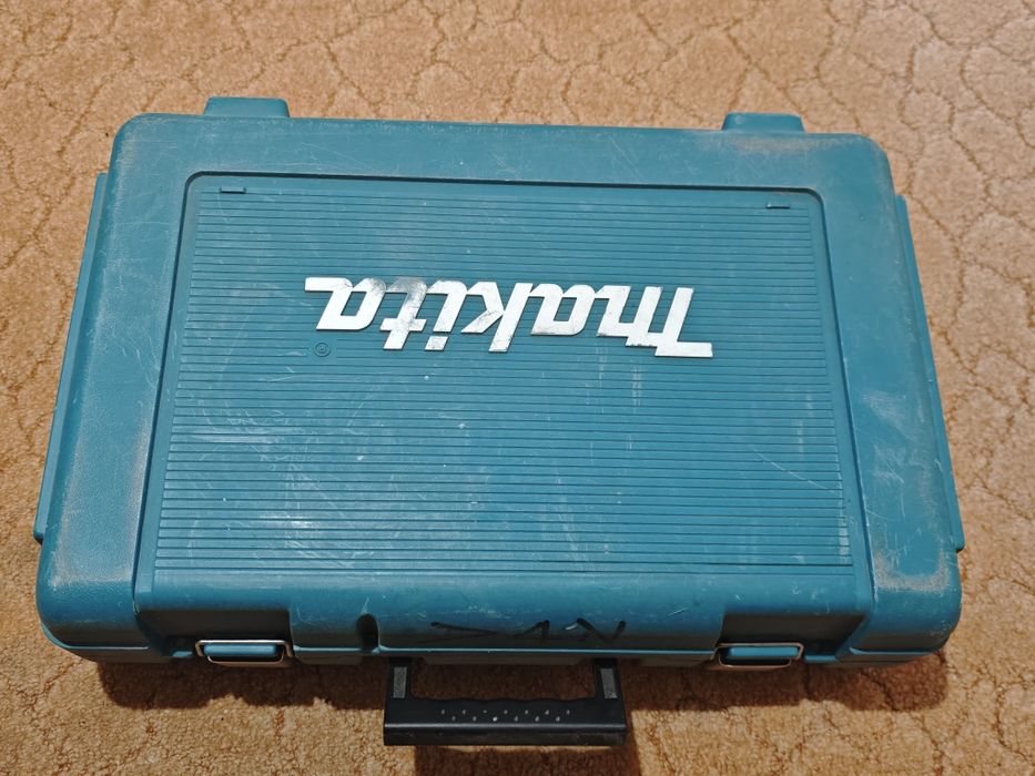 Продавам Дрелка Makitta