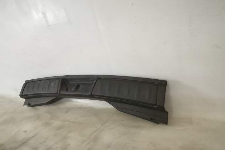 Ornament Inchidere Haion Original In Stare Buna Land Rover  Range Rove