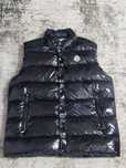 Vesta Moncler calitate top