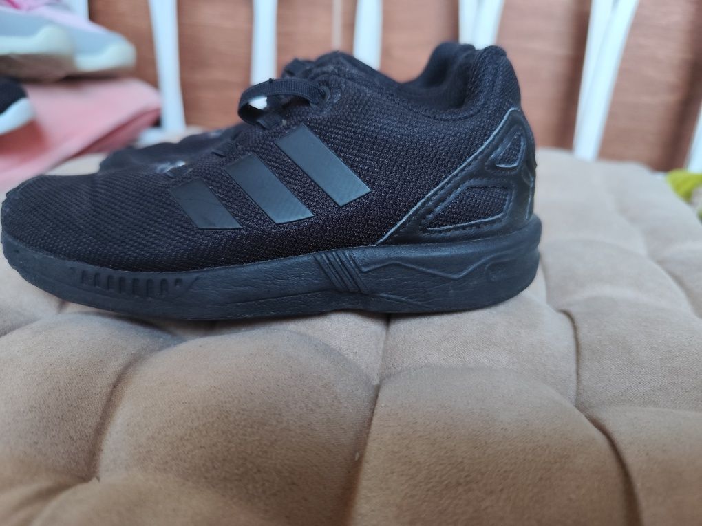 Детски маратонки Adidas монче