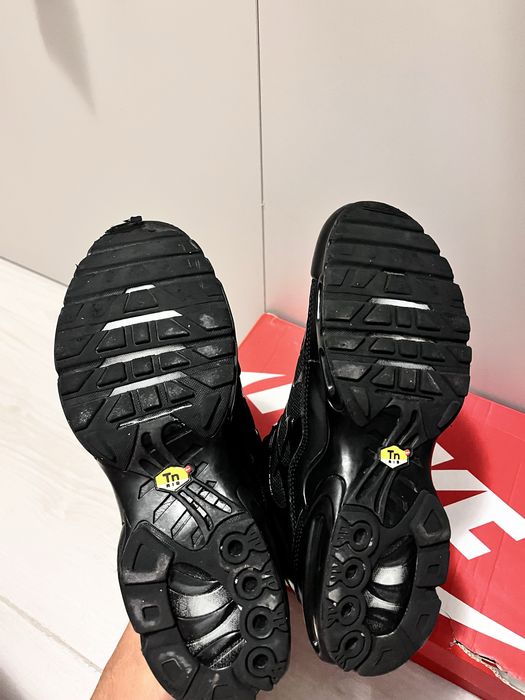 Nike air max plus tn (black)