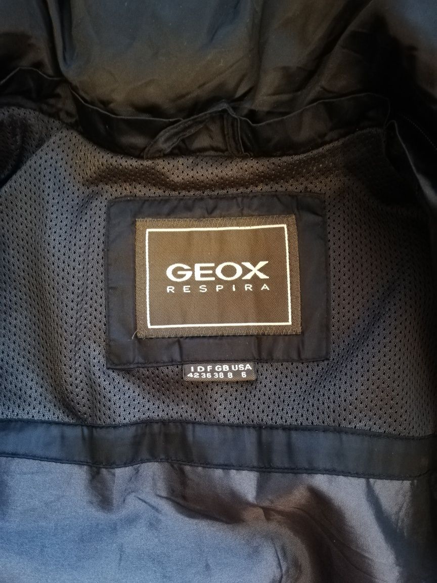 Оригинално дамско яке Geox